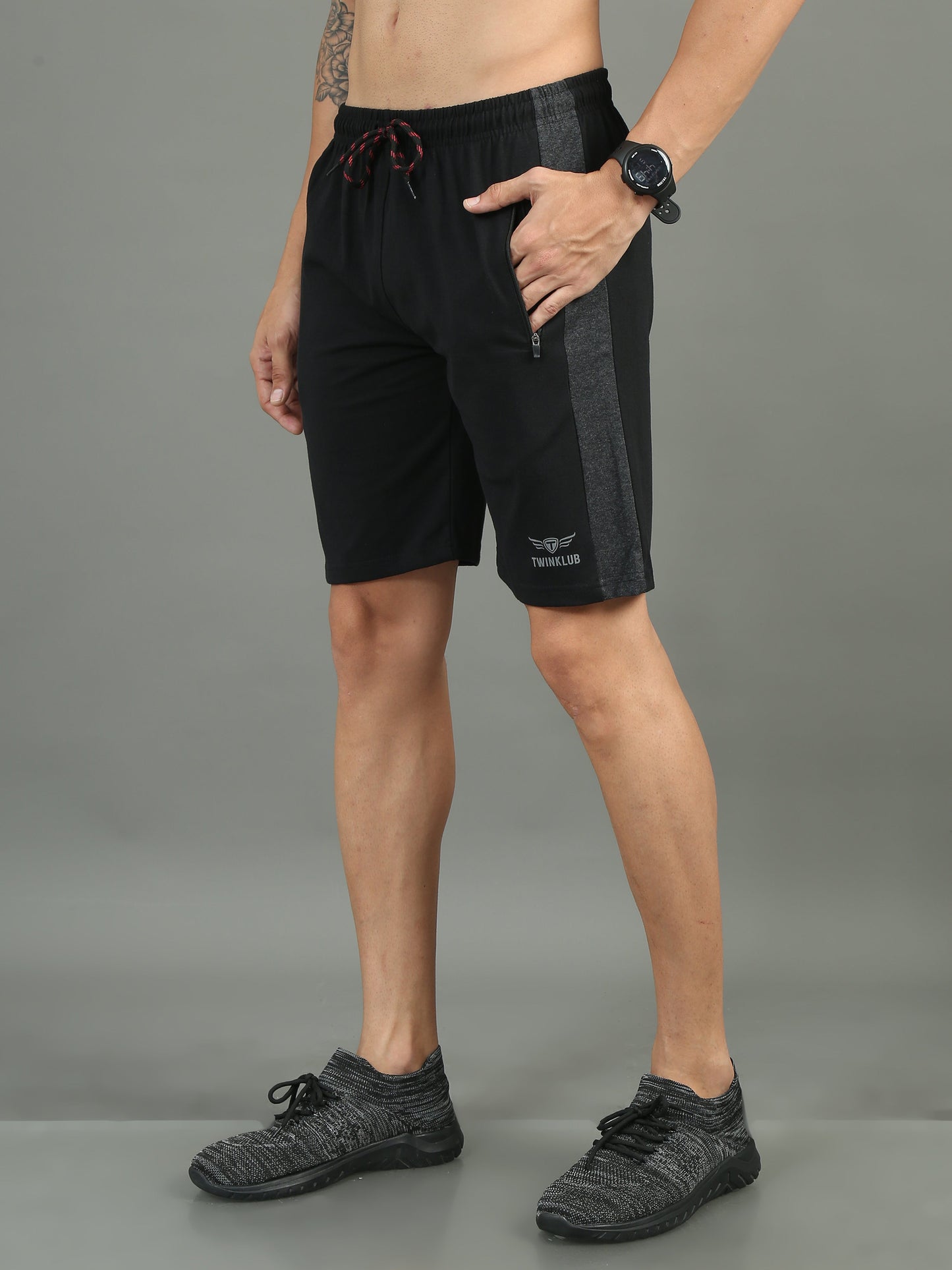 Mens Premium Black Shorts With Side Cut And Zip Pockets TK711