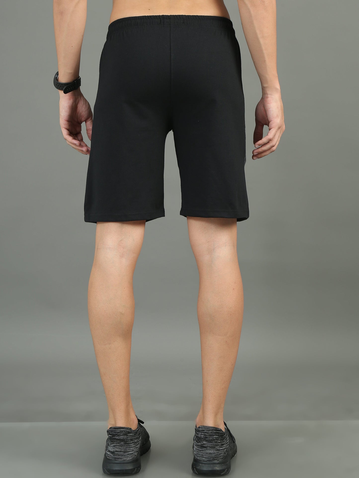 Mens Premium Black Shorts With Side Cut And Zip Pockets TK711